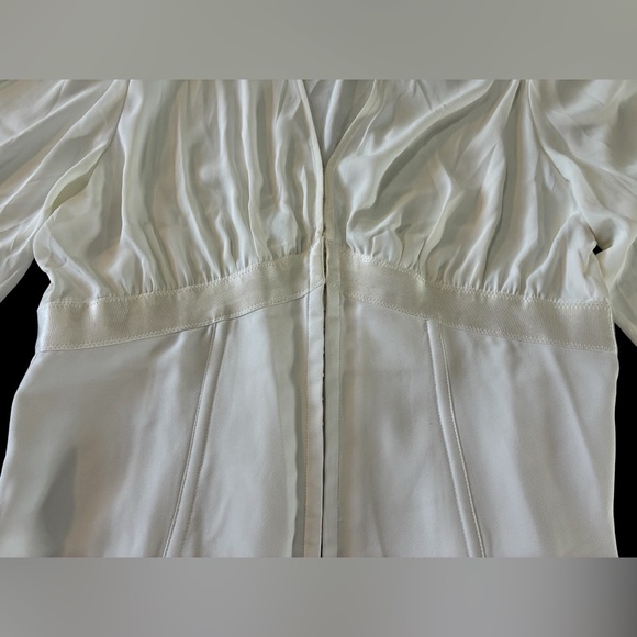 White House Black Market Blouse - Picture 6 of 11